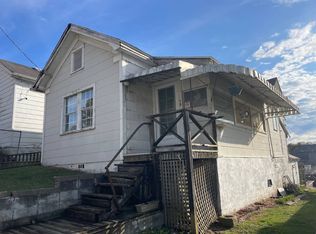 1327 Stuart St, Charleston, WV 25302