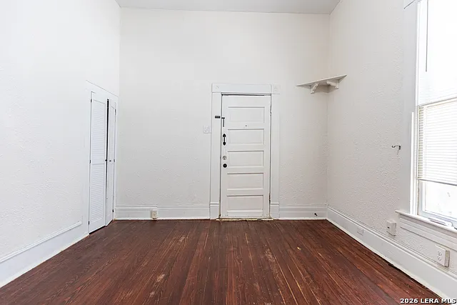 426 E Woodlawn Ave #1 — Photo 8