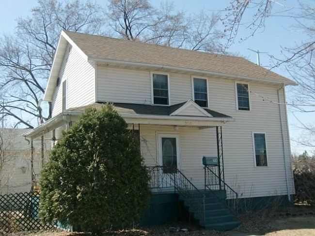 1st image of 508 S 1st Ave