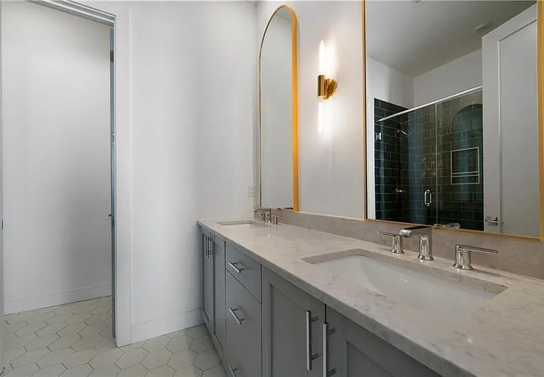 2347 Hosea L Williams Dr NE #14 — Photo 23