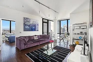 101 West 24th Street, #28A