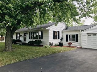 1462 Parkwood Ave, Ypsilanti, MI 48198