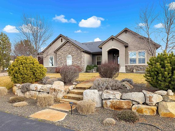 2nd image of 7521 N Grand Ridge Ln