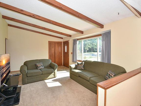4th image of 7237 France Ave N