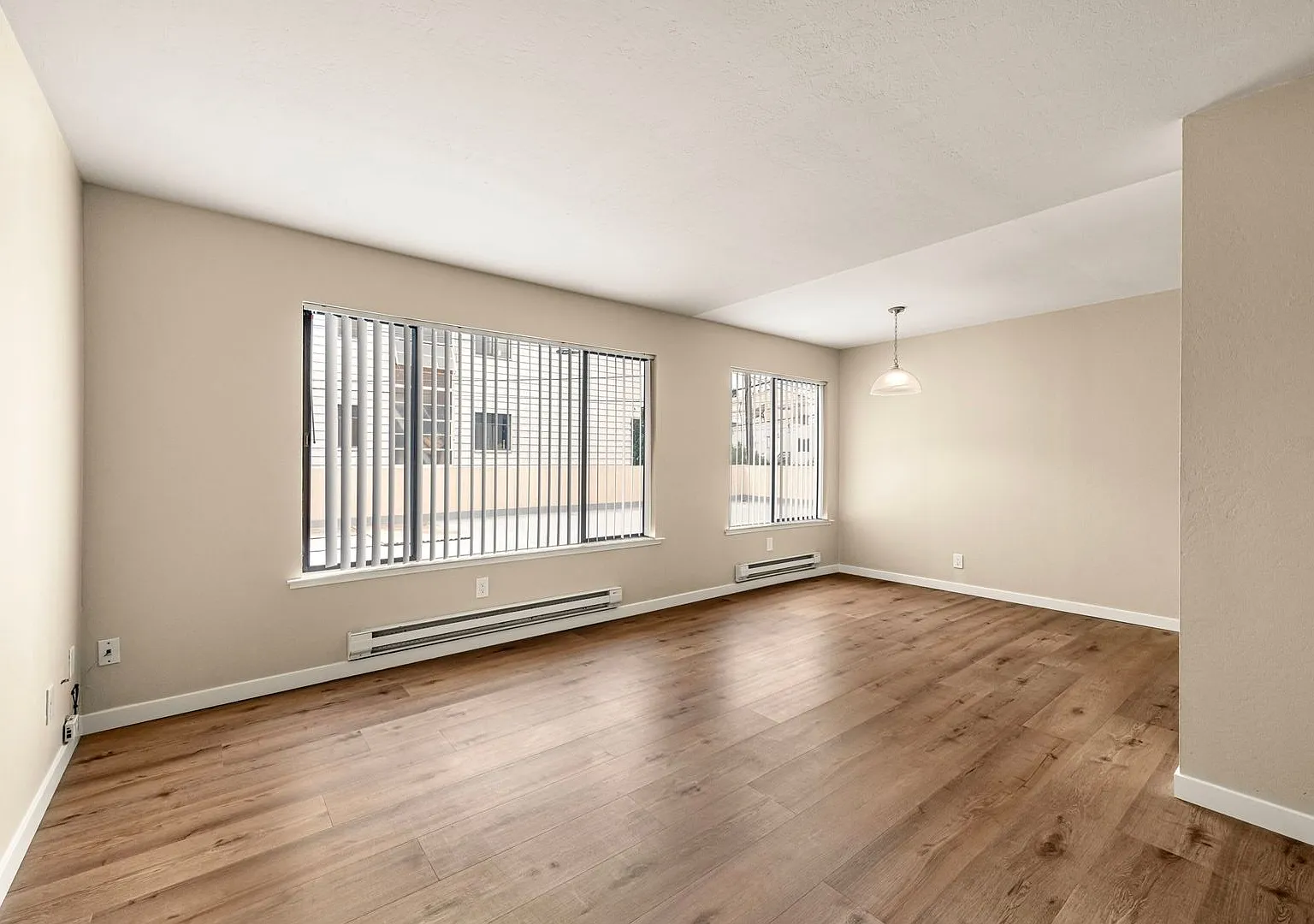 Recently Renovated 1BR in Fantastic Mission Location!! — Photo 4
