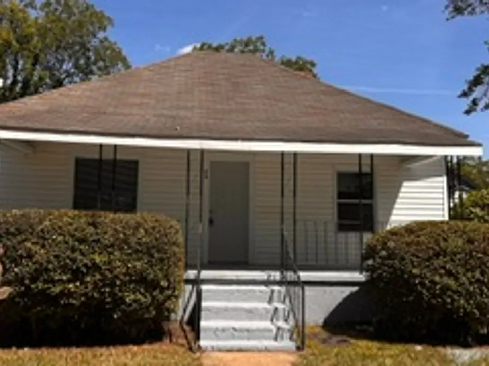 25 Bigby St