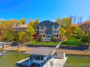 621 Forestridge Ln, Sunrise Beach, MO 65079