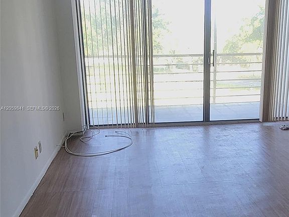 4th image of 20400 W Country Club Dr APT 310