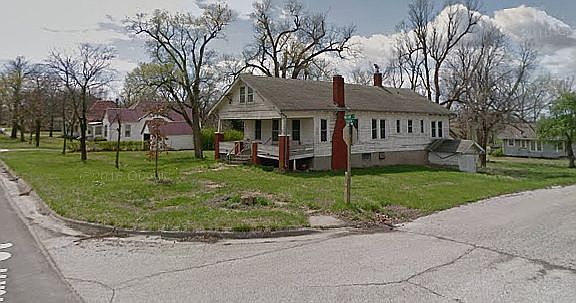 2nd image of 715 William St
