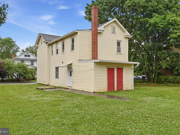 228 Cloud St #UPPER — Photo 19
