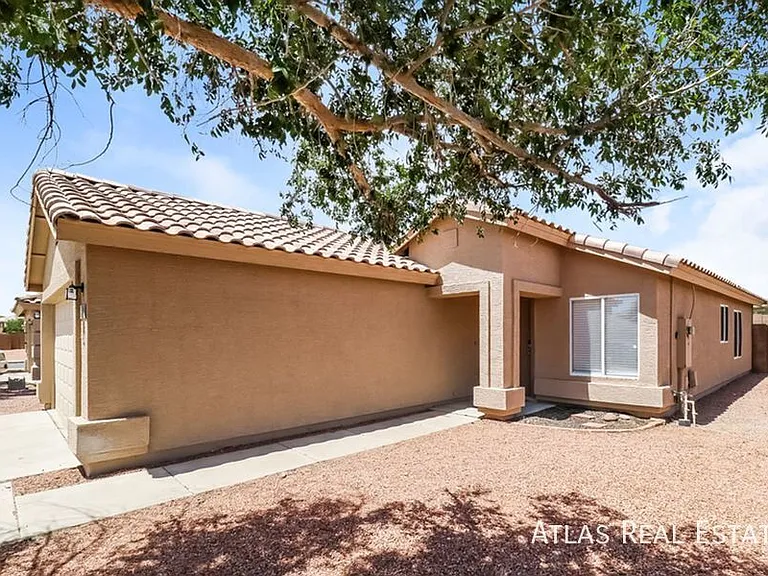 12038 W Corrine Dr — Photo 13