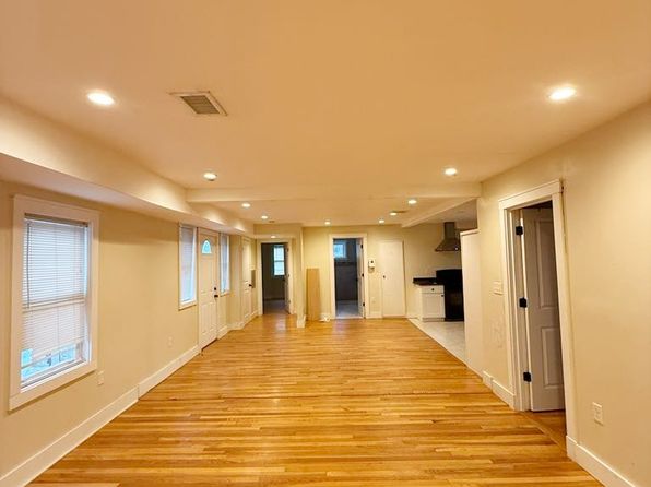 15 Tucker St #1
