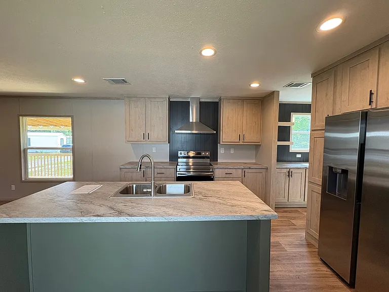 1128 S Gay Ave — Photo 47