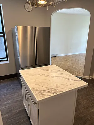 Rented by SERHANT. | media 34