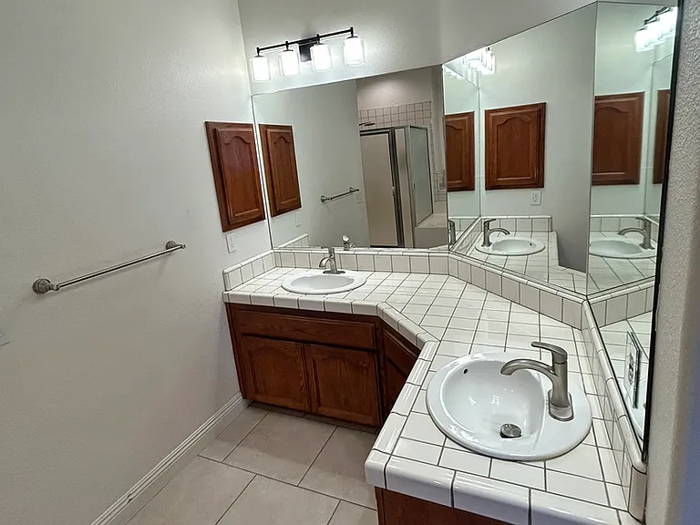 7146 Amanda Way — Photo 13