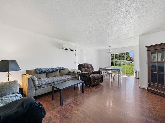 4th image of 3195 Fitzpatrick Rd