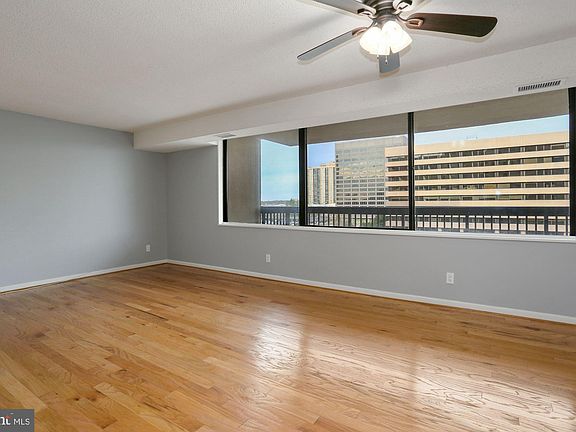 2nd image of 3713 George Mason Dr #810W