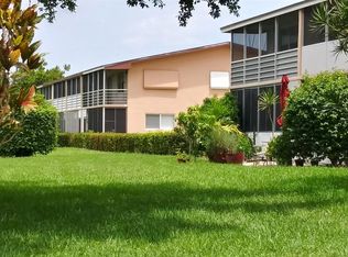 338 Northampton St #Q, West Palm Beach, FL 33417