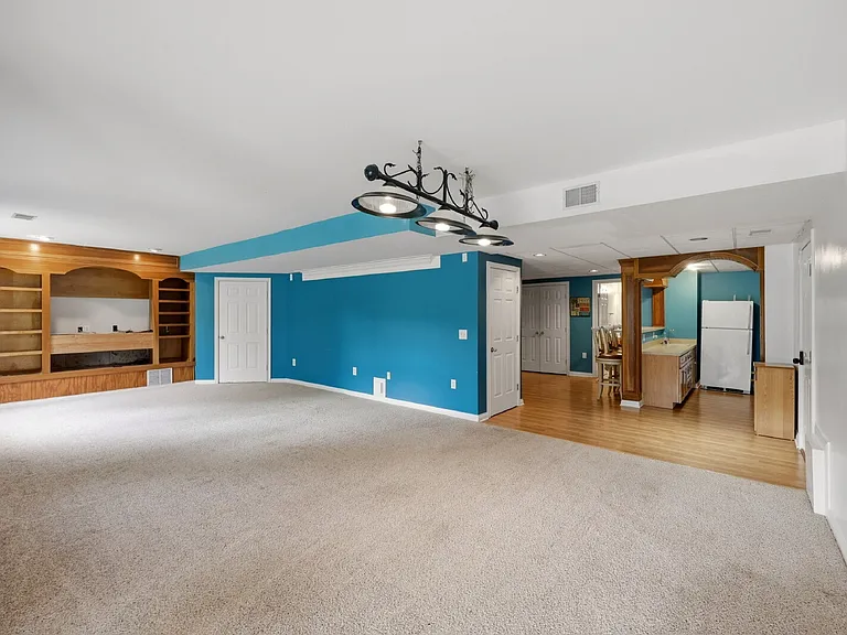 3237 Mantilla Dr — Photo 27