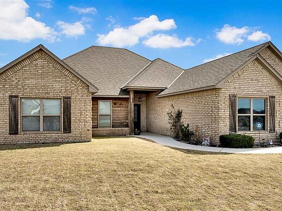 2nd image of 366 Mountain Ridge Dr