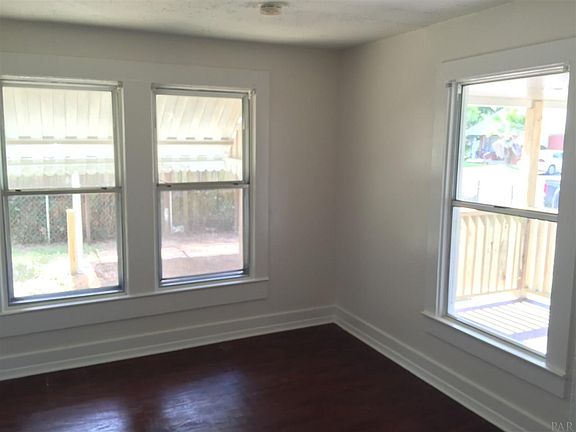 4th image of 2505 W Blount St