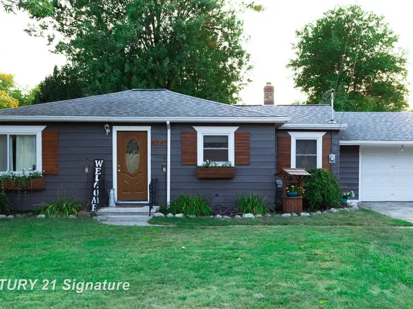 614 Mulholland St, Bay City, MI 48708