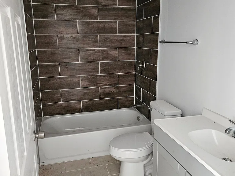 1157 Faulkner Main Rte #MAIN HOUSE — Photo 3