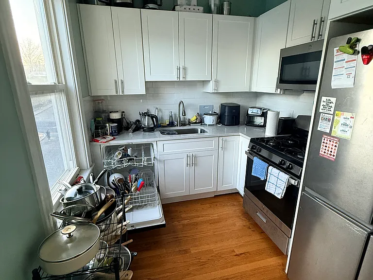 59 Creighton St #3 — Photo 6