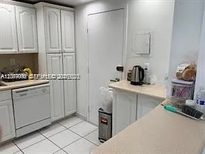 300 Bayview Dr #508 — Photo 6