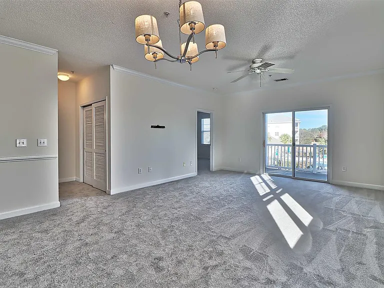 604 Heathrow Dr #1102 — Photo 24