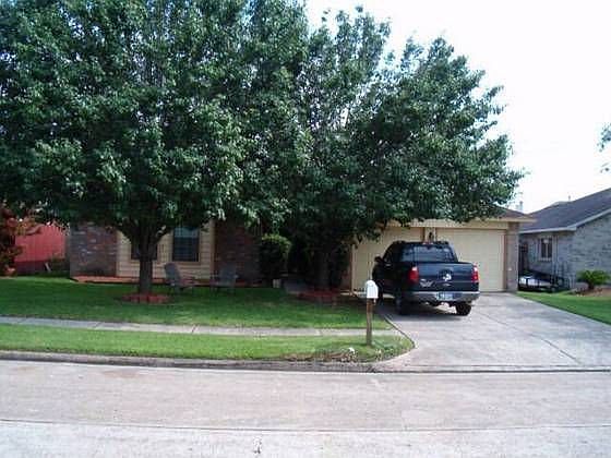 1st image of 5417 Stone Creek Dr