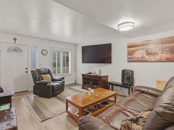 3rd image of 11911 Royal Rd Unit D