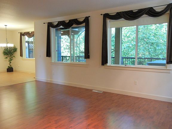 Large Great Room w/View