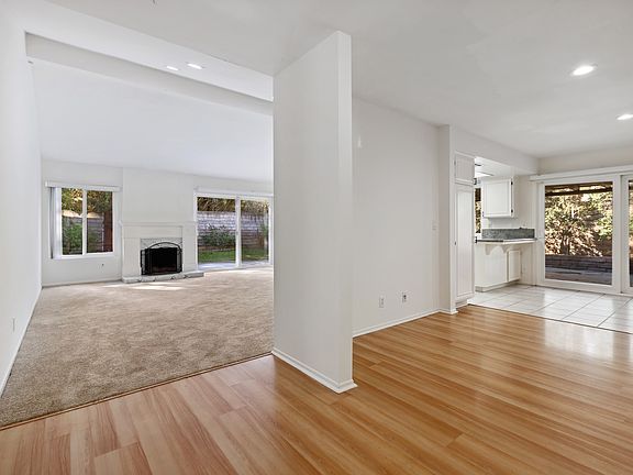 4th image of 902 Tupelo Wood Ct