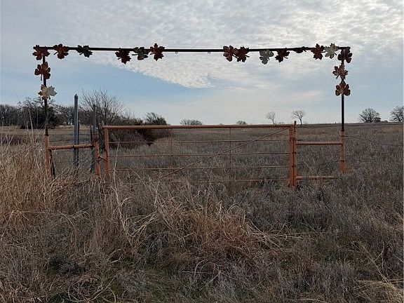 2nd image of TRACT 5 E Terry Rd
