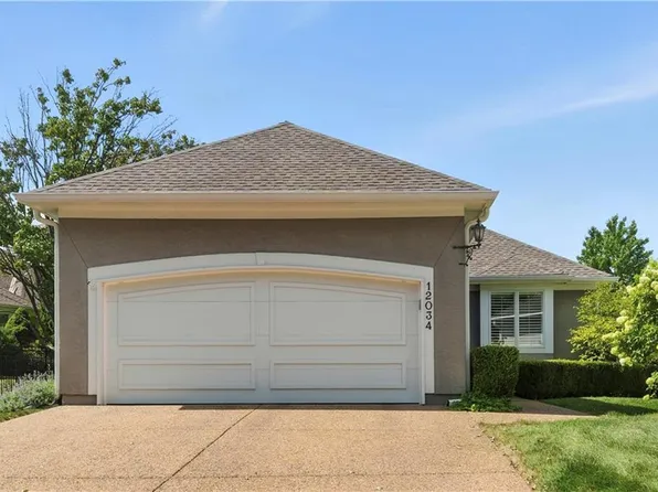12034 Juniper St, Overland Park, KS 66209