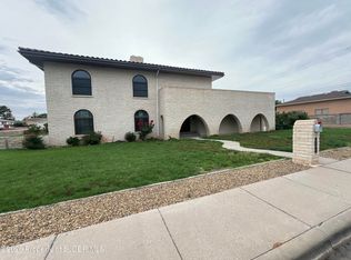 2205 N Santiago Ave, Farmington, NM 87401