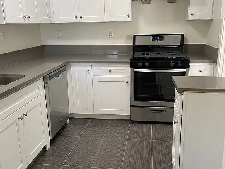 55-65 N Fremont Ave #&-2600-2602 — Photo 5