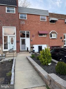3525 Nottingham Ln, Philadelphia, PA, 19114