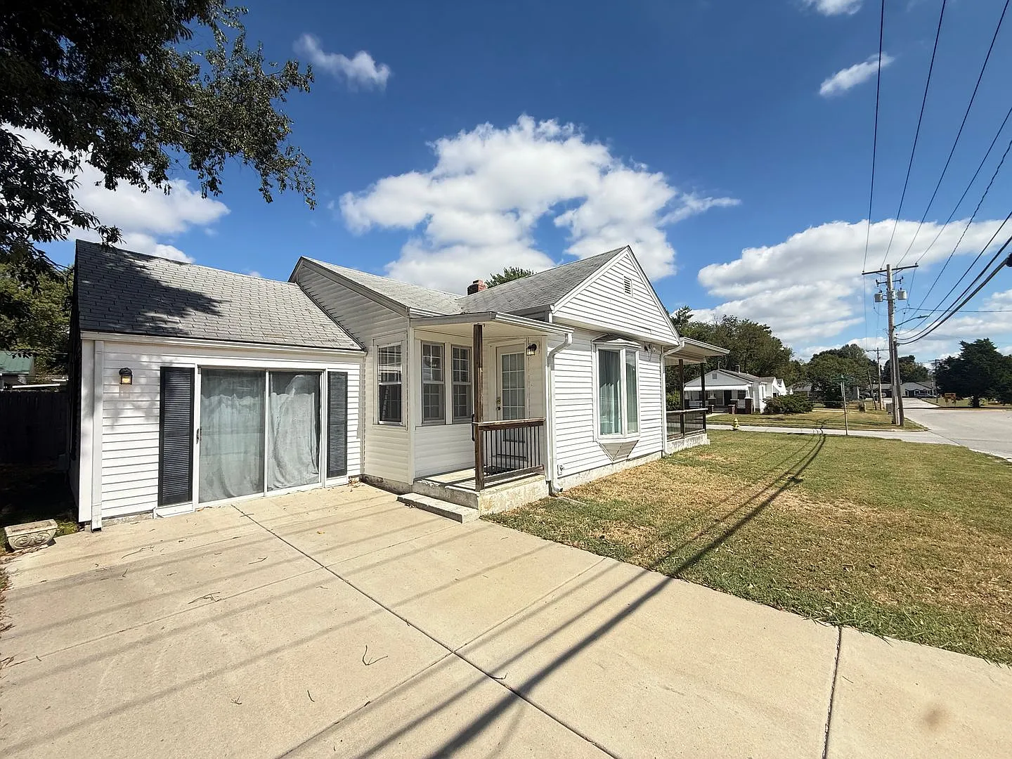2 Bed 1 Bath Springfield, MO — Photo 3