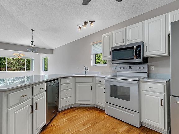 2nd image of 900 Golden Pond Ct