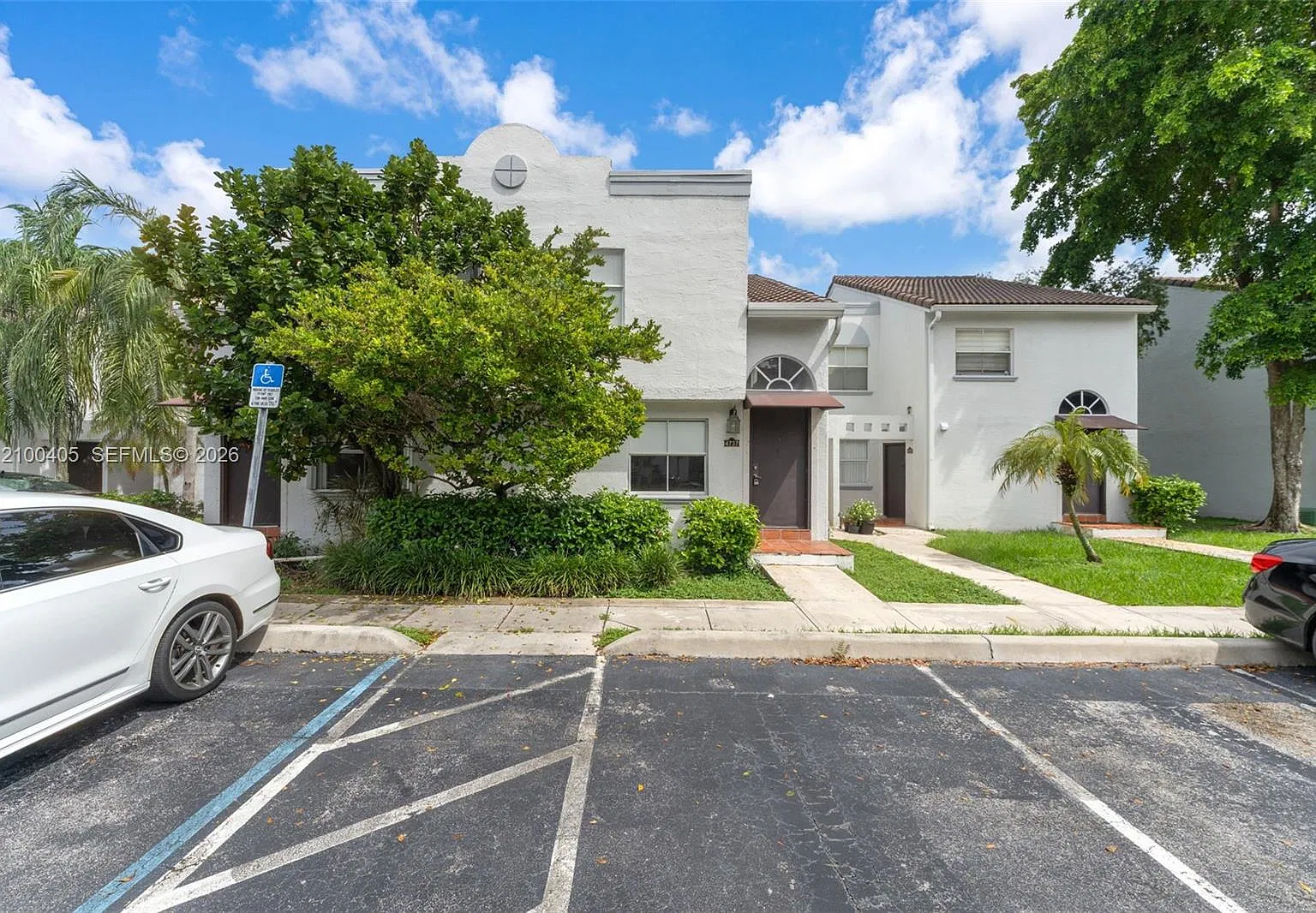 The Greens At Doral Condo — Photo 1