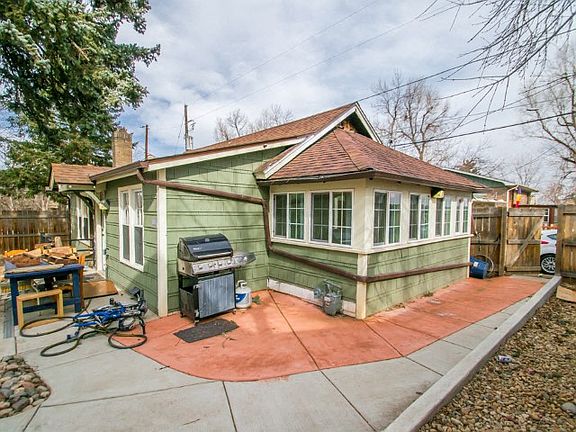 888 18th Street Exterior