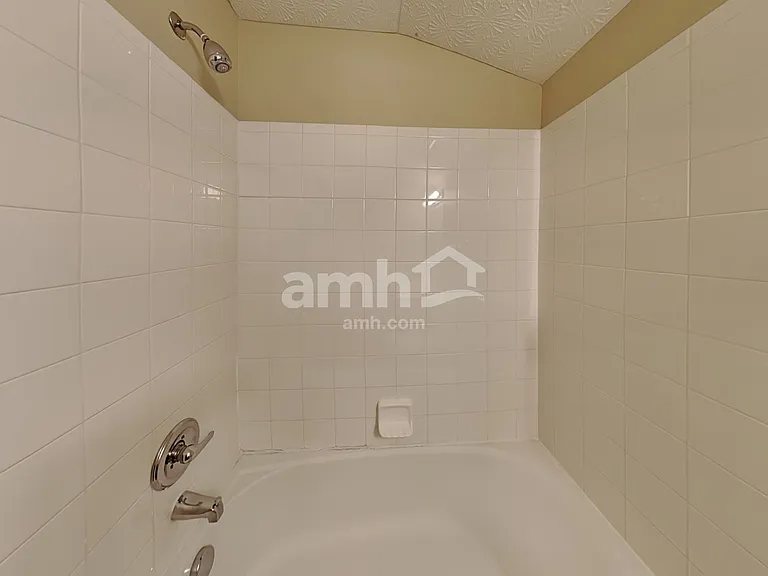 6019 Haydens Crossing Blvd — Photo 17