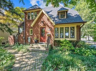 336 May Ave, Glen Ellyn, IL 60137