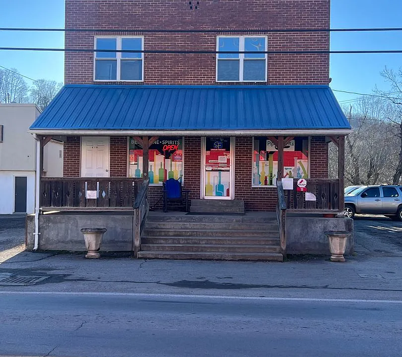 9-11 W Main St