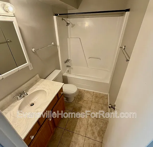 1115 W Virginia St #D — Photo 9