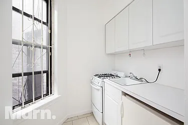 Rented by Mdrn Residential