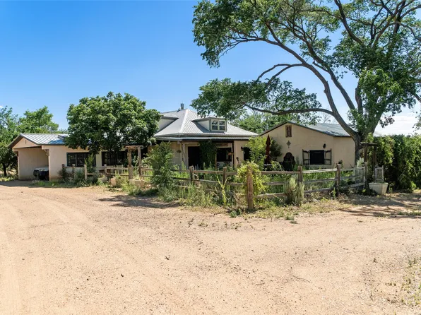 32 Jack Rabbit Ln, Santa Fe, NM 87508