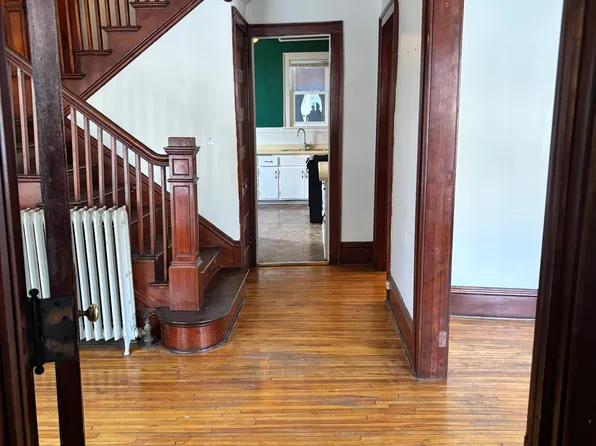 2600 Emerson Ave S APT 1, Minneapolis, MN 55408